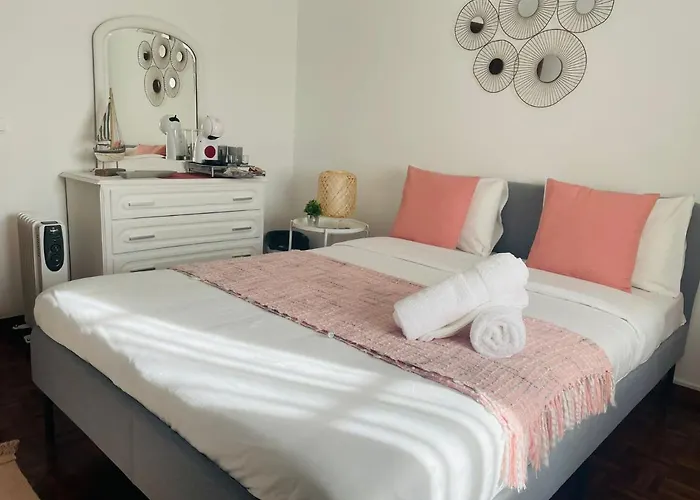 Besugo's House & 나자레