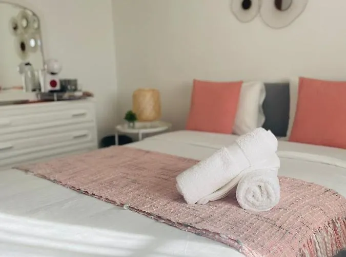 Besugo's House & * 나자레